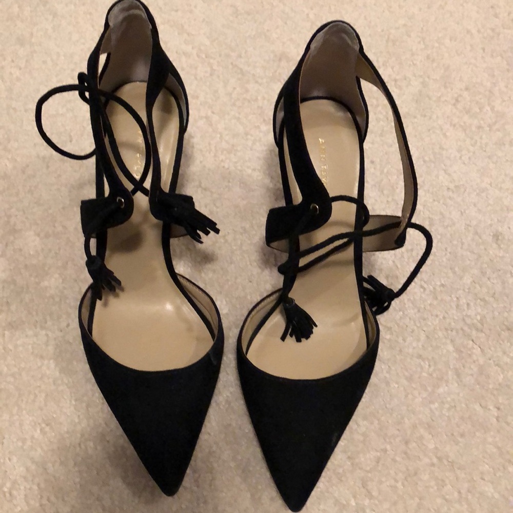 Ann Taylor tie heels